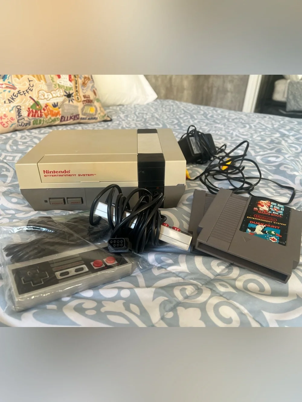 Nintendo NES Console with Gray Cartridges – Classic Game System